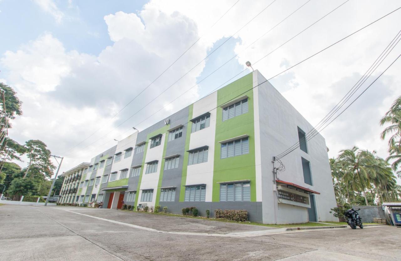 Hotel RedDoorz @ Sunfields Lipa Batangas Lipa City Exterior foto