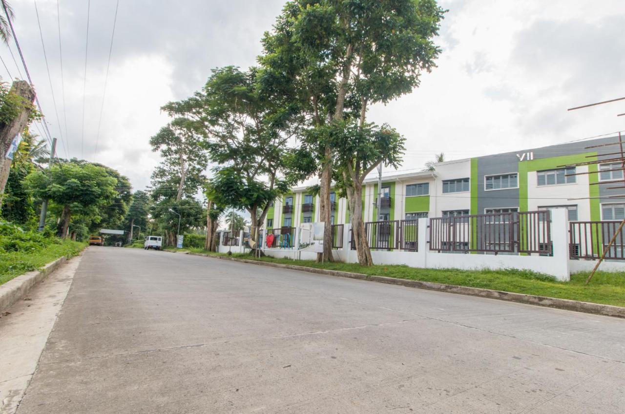 Hotel RedDoorz @ Sunfields Lipa Batangas Lipa City Exterior foto