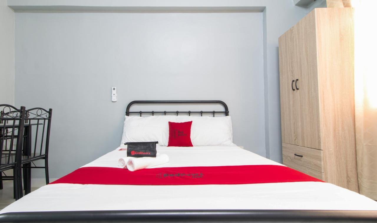 Hotel RedDoorz @ Sunfields Lipa Batangas Lipa City Exterior foto